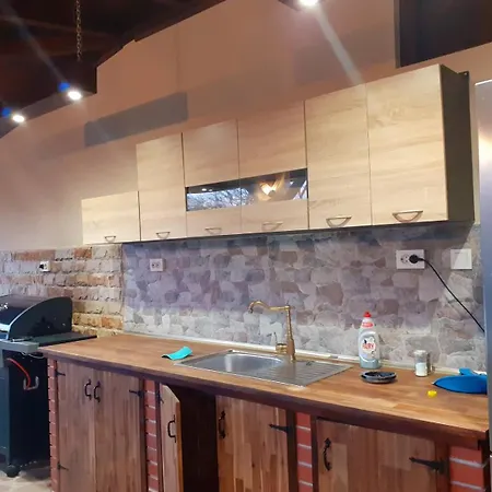 Sokol I Kalina Holiday home Pchelin